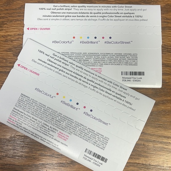 Color Street - Mermaid You Look (clear overlay) - Picture 2 of 2